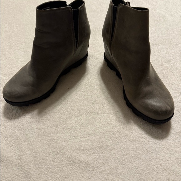 Sorel Joan of Arctic Wedge II Ankle Boot Womens 10 Green Leather Side Zip Winter - Picture 3 of 7